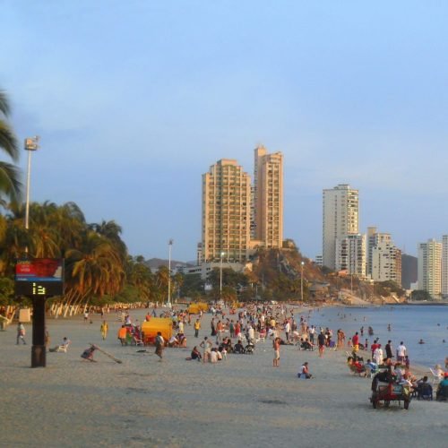 El_Rodadero,_Santa_Marta,_Colombia2